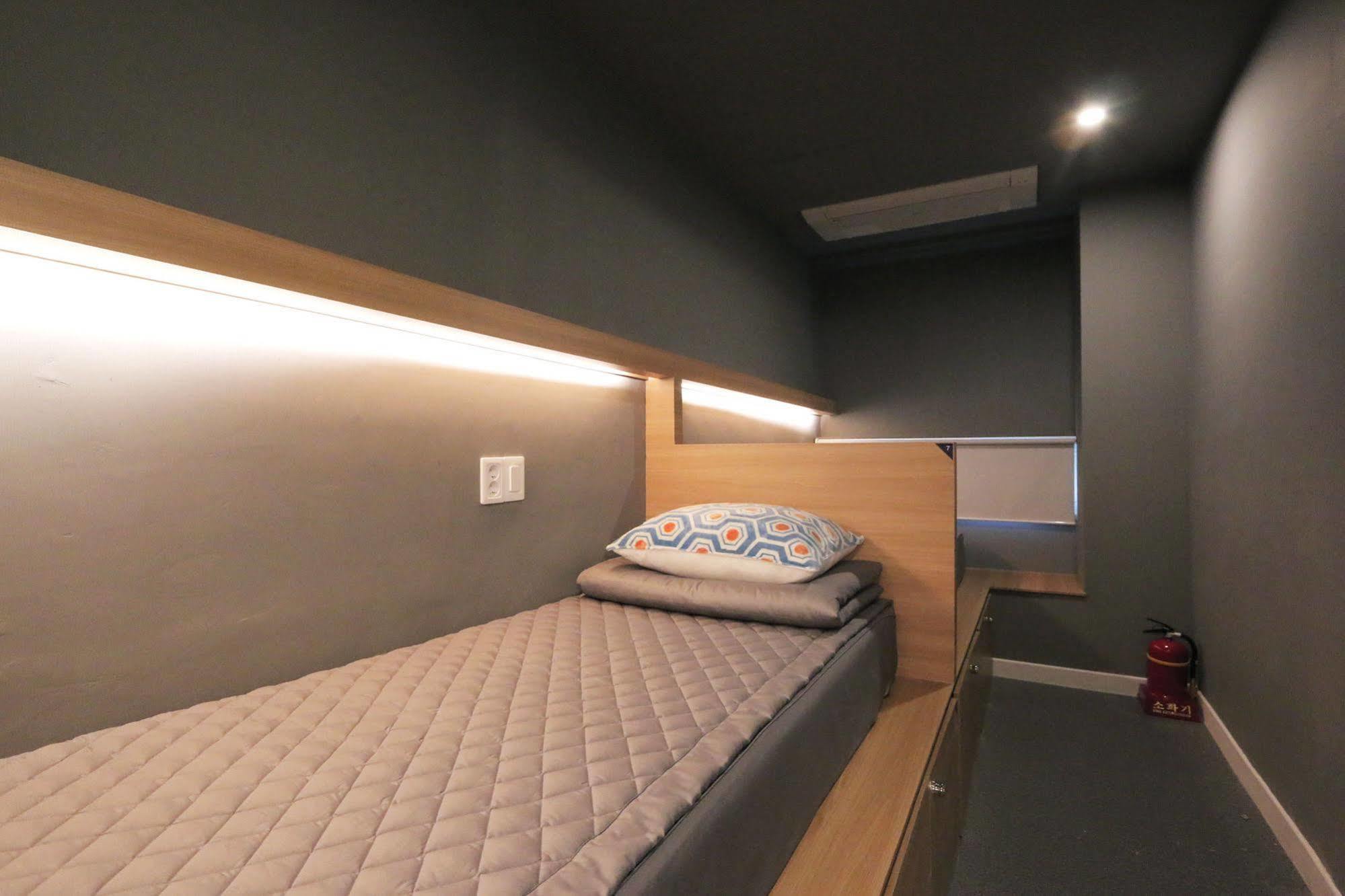 Blueboat Hostel Jeonju Eksteriør bilde