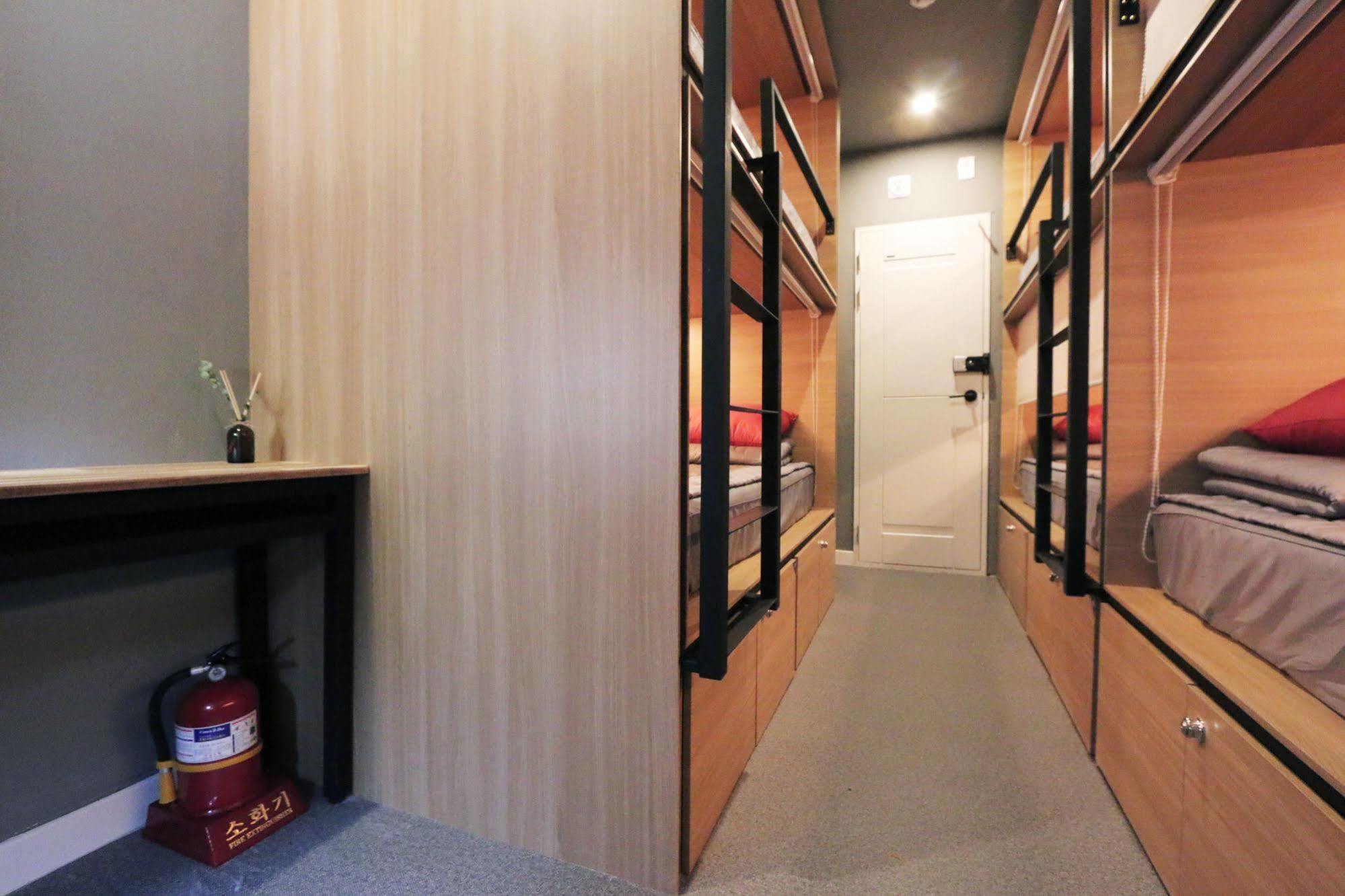 Blueboat Hostel Jeonju Eksteriør bilde