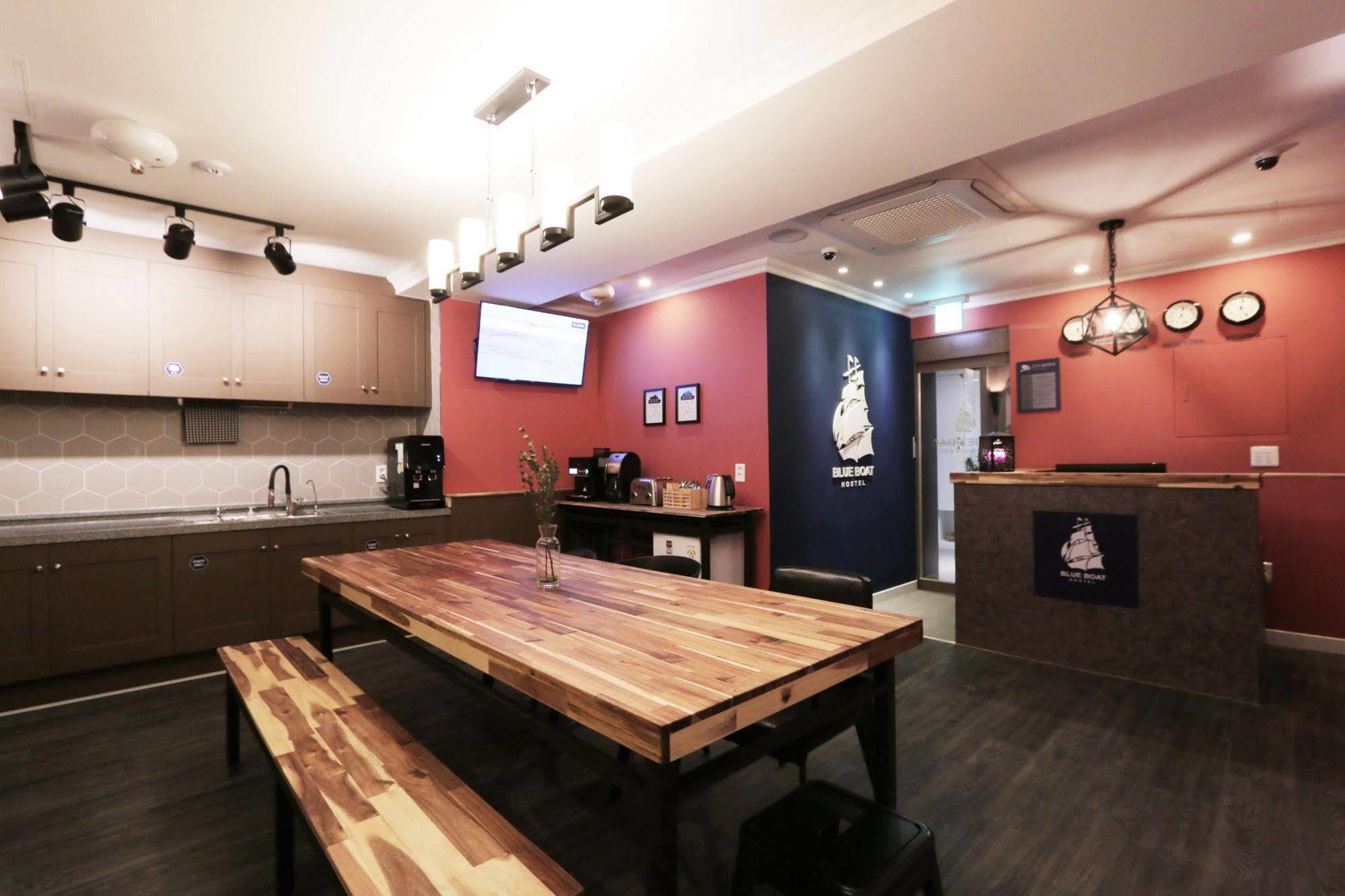 Blueboat Hostel Jeonju Eksteriør bilde